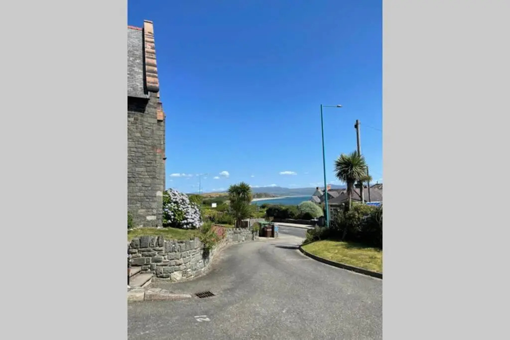 Seaview Duplex Apartment - Spectacular Views
