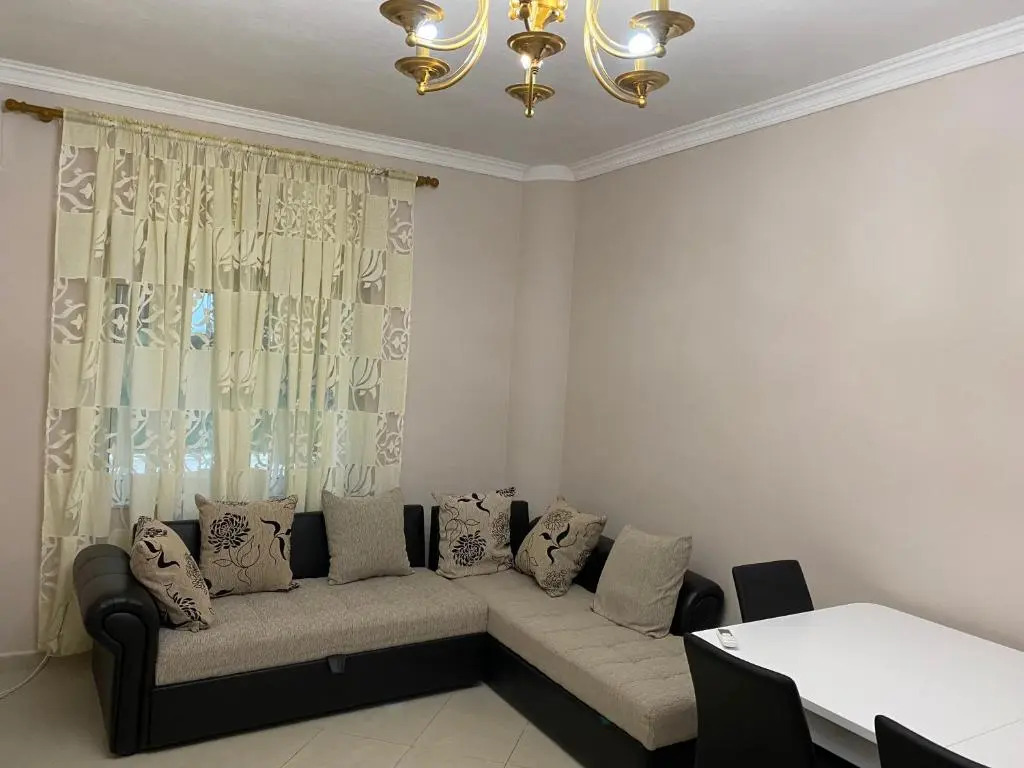 Coastal, 2-bedroom rental unit