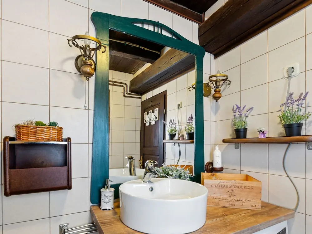 Traditional Holiday Home in Zagreb with Garden