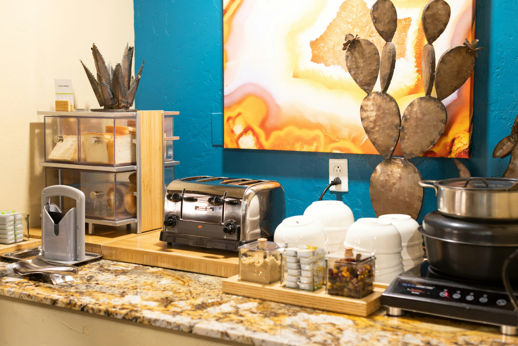 DoubleTree Suites by Hilton Tucson-Williams Center