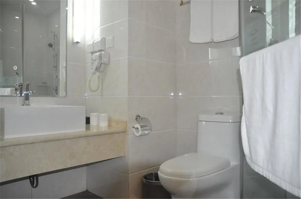 Ji Hotel (CCNICEC, Chengdu)