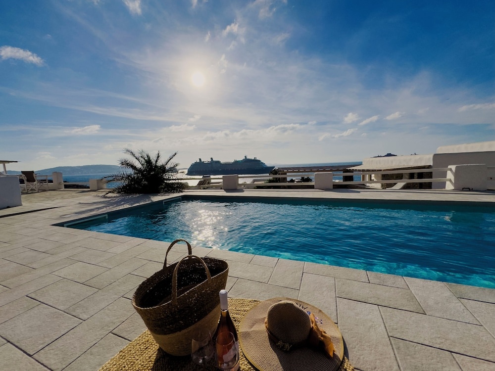 Elysium by With-Inn Mykonos Suites
