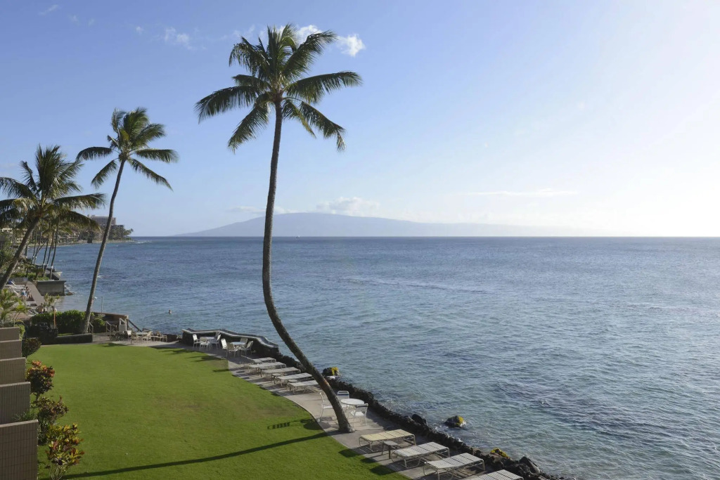 Kaleialoha Condominiums