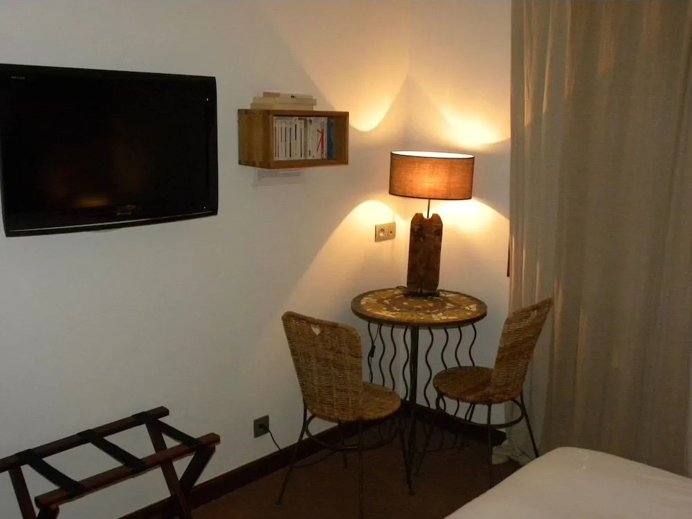Logis Hôtel - Auberge les Clarines