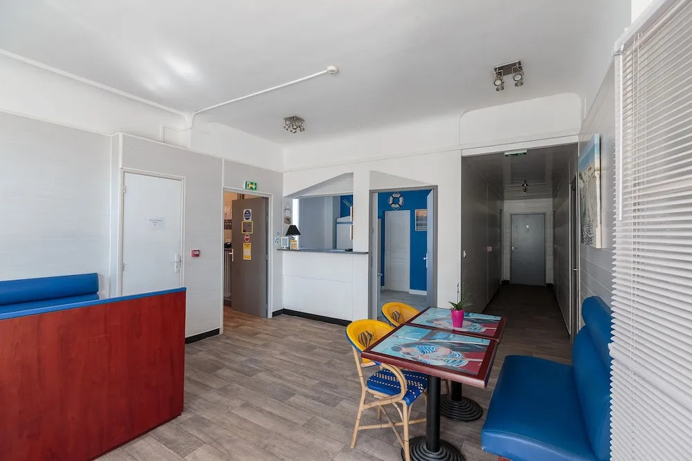 Crystal Hotel