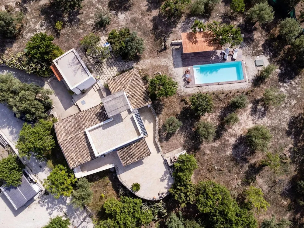 Villa Fico dIndia con piscina by Wonderful Italy