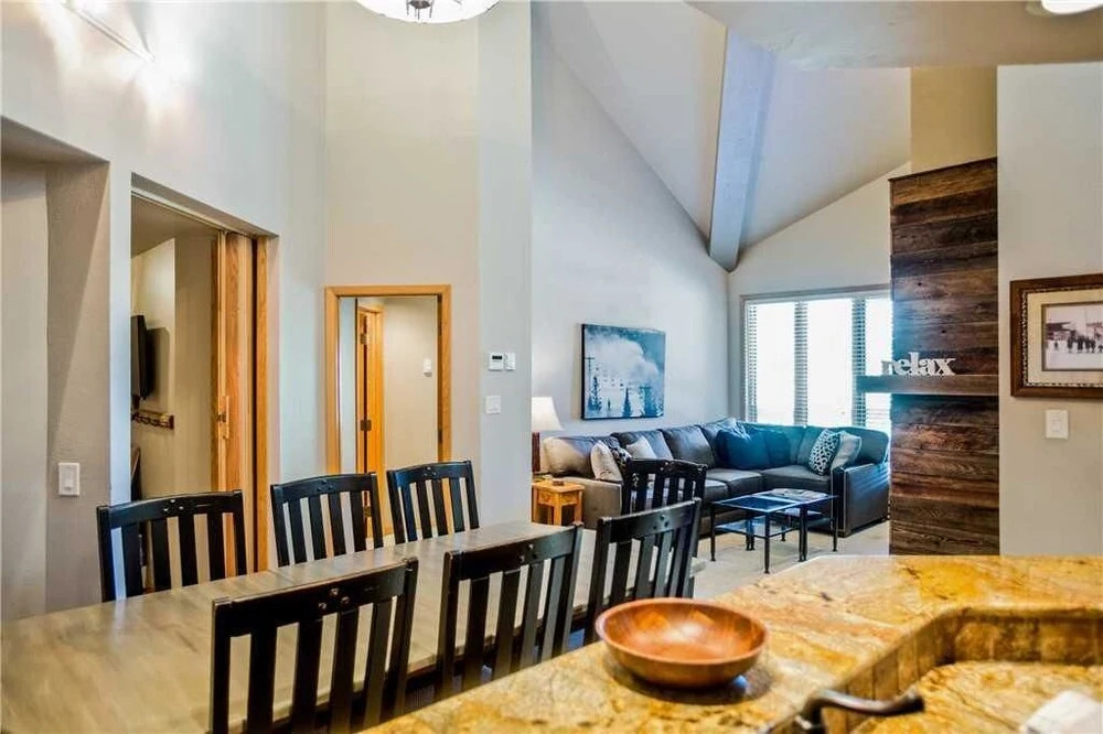 1302 Trappeur's Lodge, Trappeur's Crossing Apartment 3