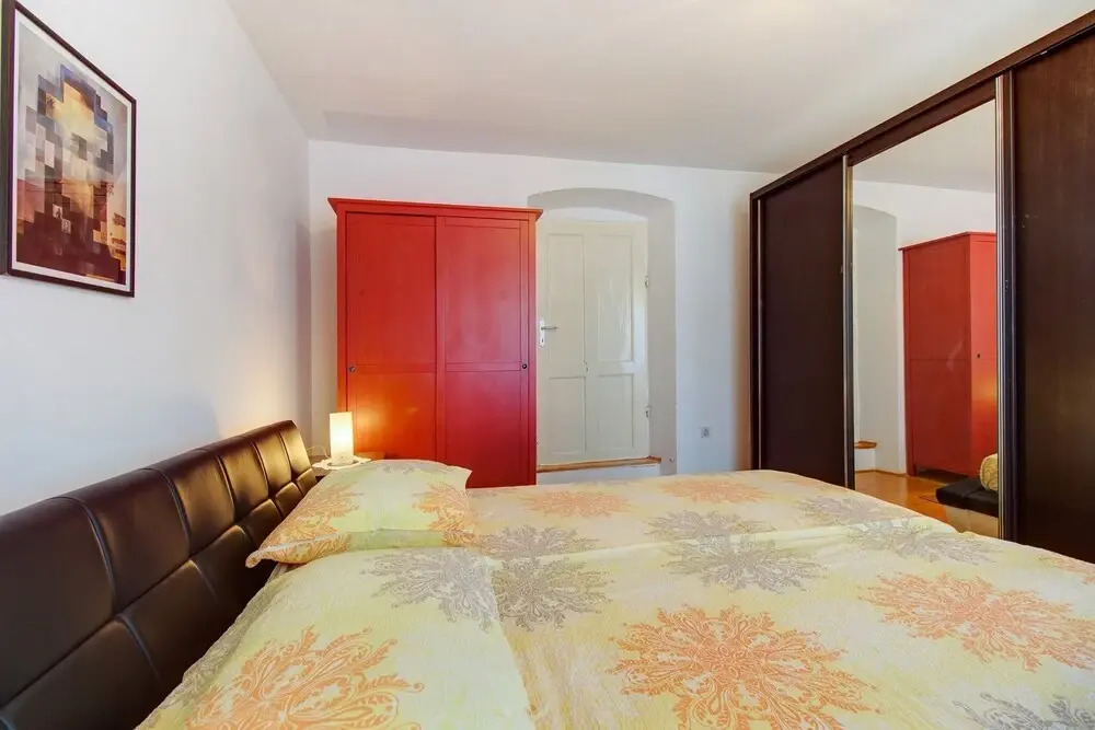 Apartment Mario