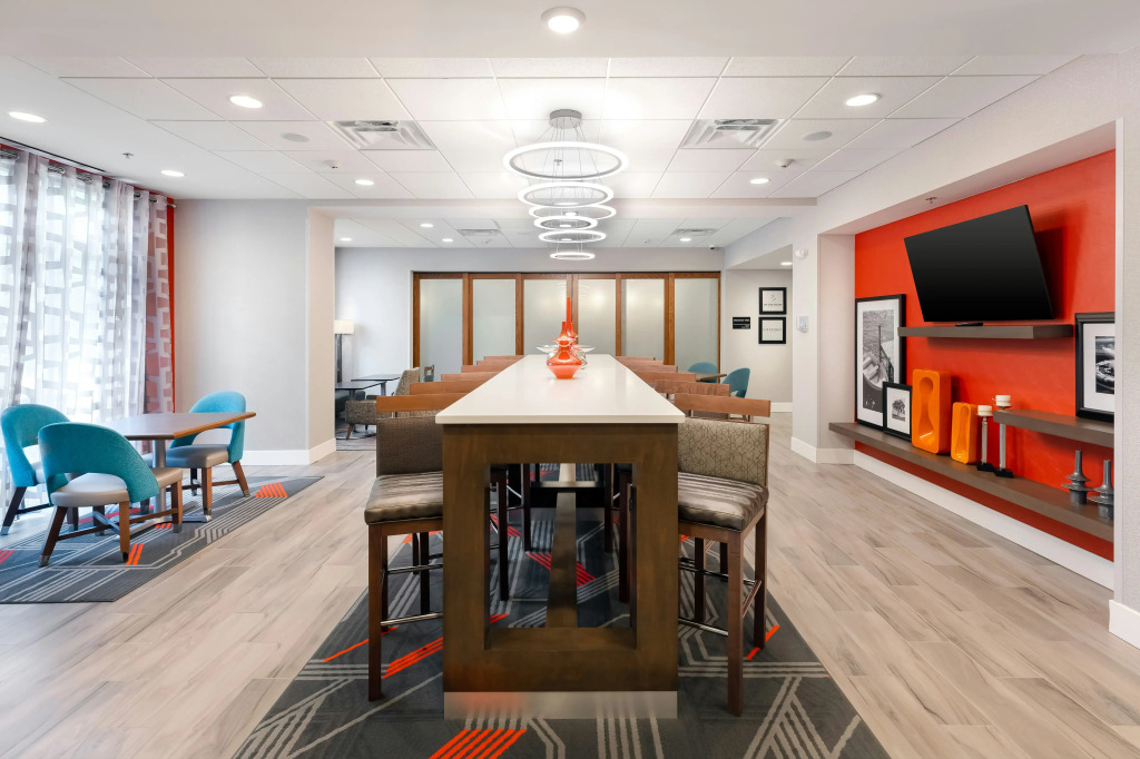 Hampton Inn Acworth