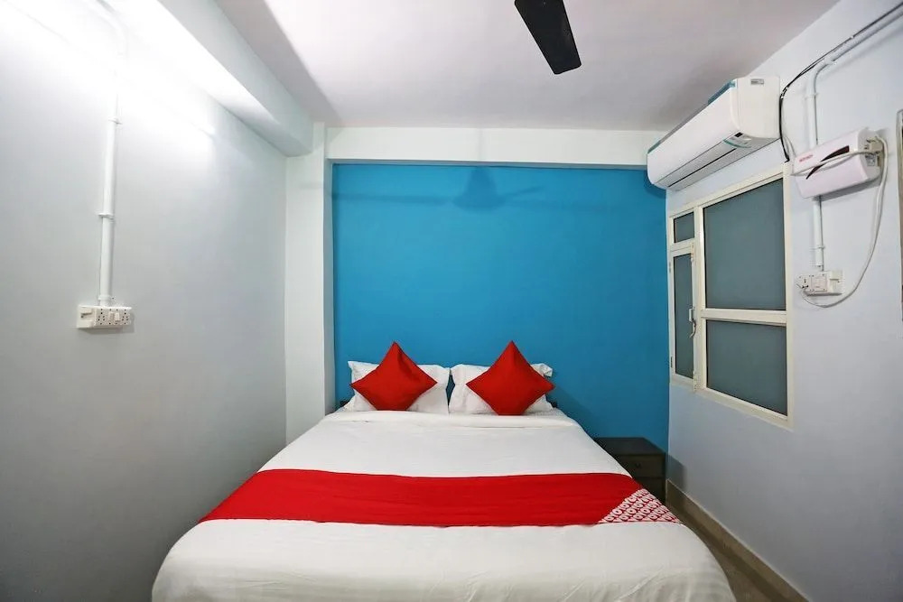 Dimpy House by OYO Rooms