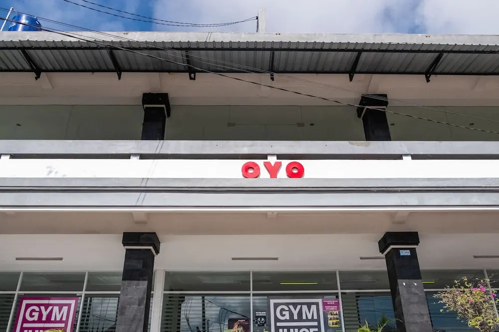 OYO 929 Uluwatu Suites