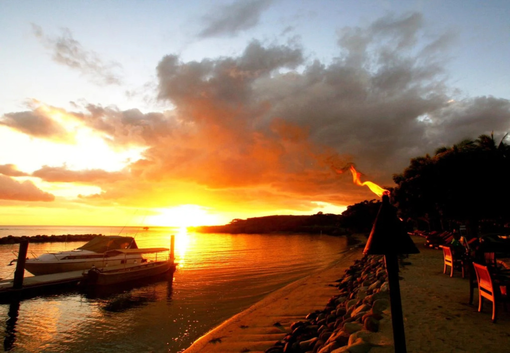 Anchorage Beach Resort