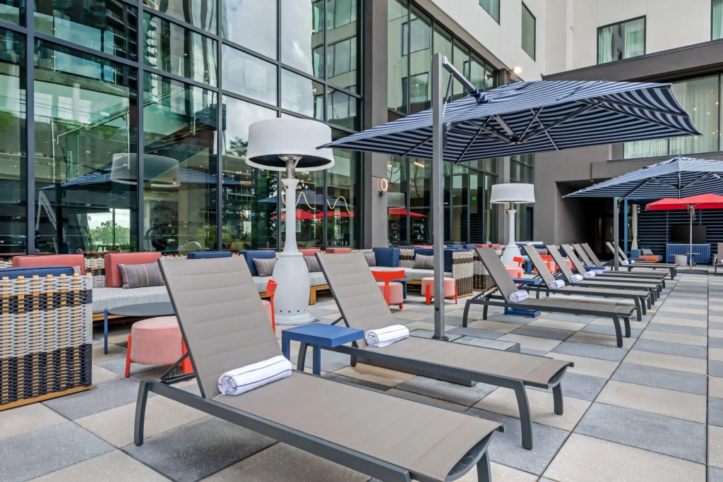 Cambria Hotel Austin Downtown