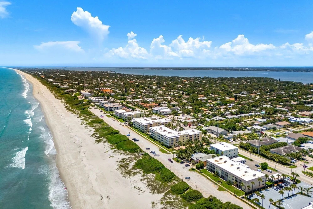 30 8th Avenue