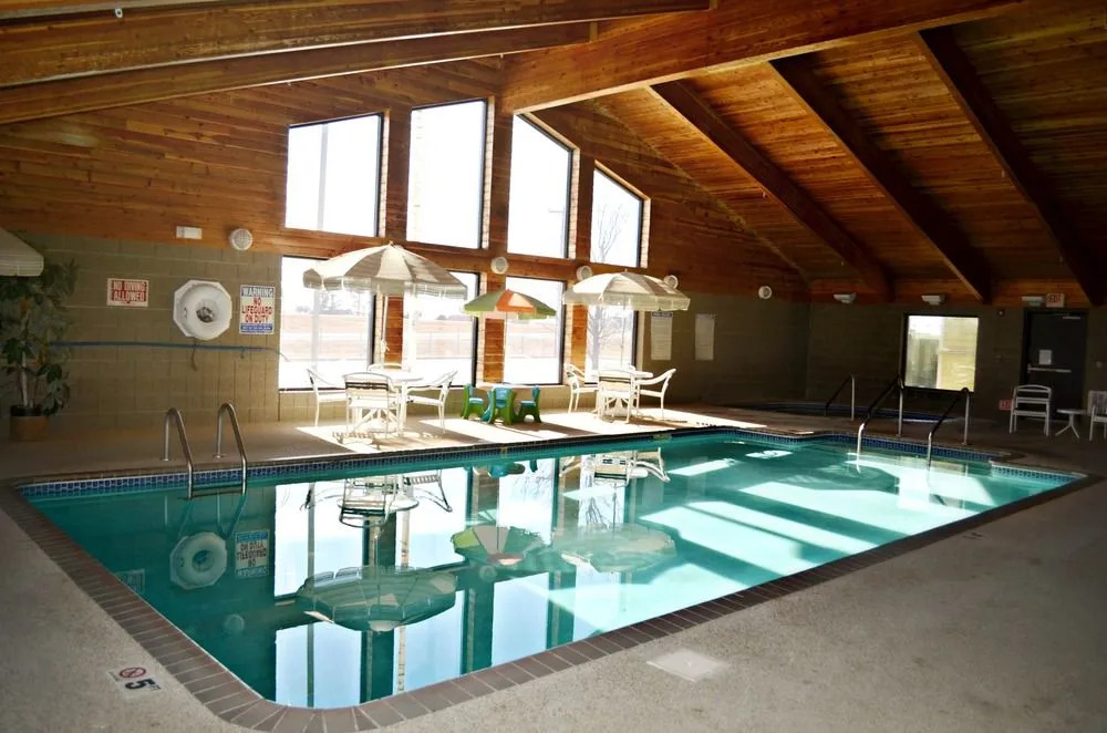 Fossil Creek Hotel & Suites