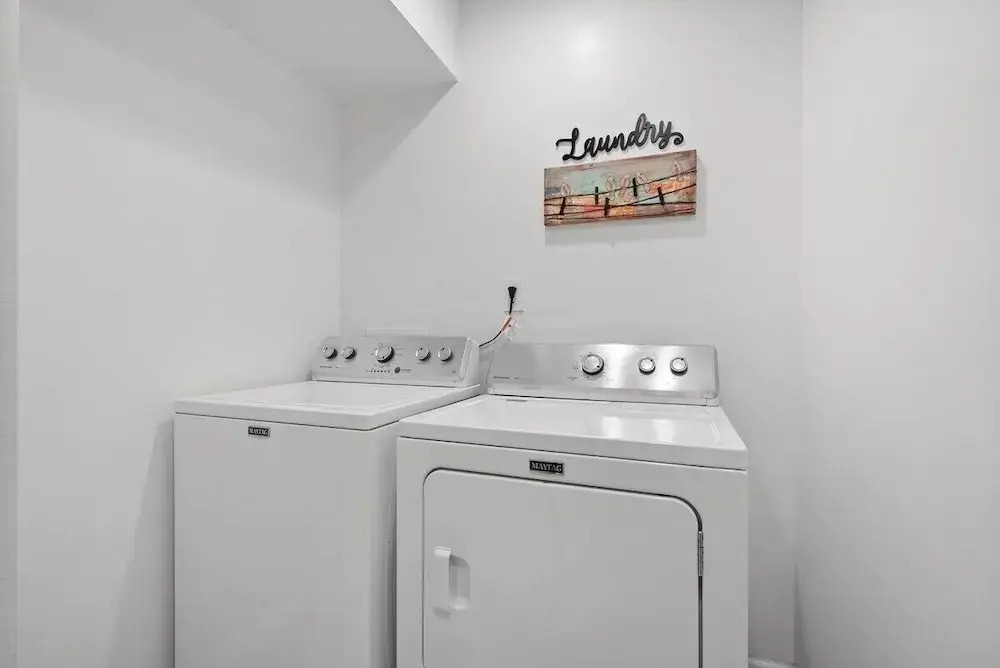 3BD 102 Madison Ter
