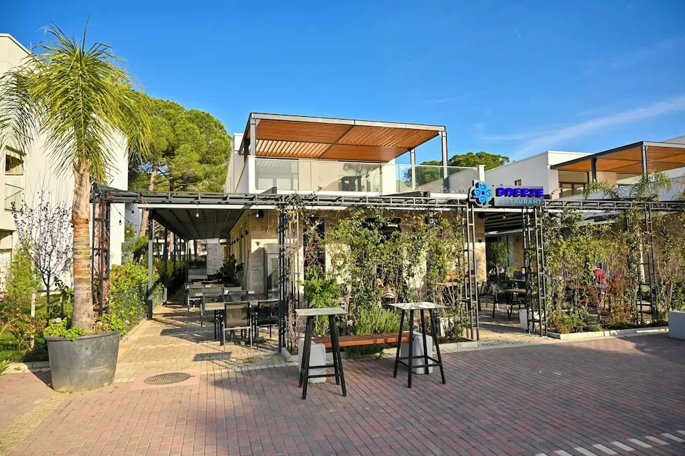 Aqua Bliss Apartment 296