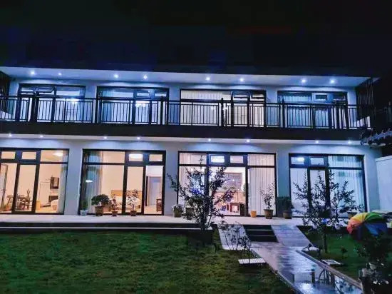 Cloud Homestay