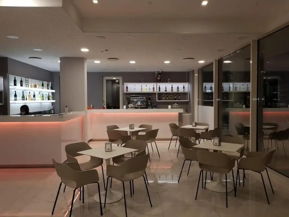 Hotel Settibi