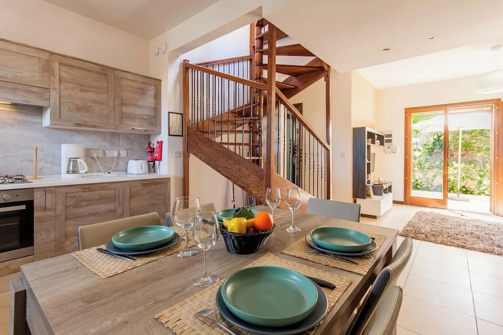 Getaway Npetto Gozitan Villa - Happy Rentals