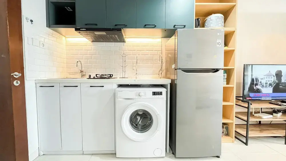 Spacious Studio Apartment West Vista Near Rawa Buaya Station
