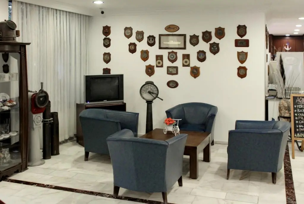 Navy Hotel