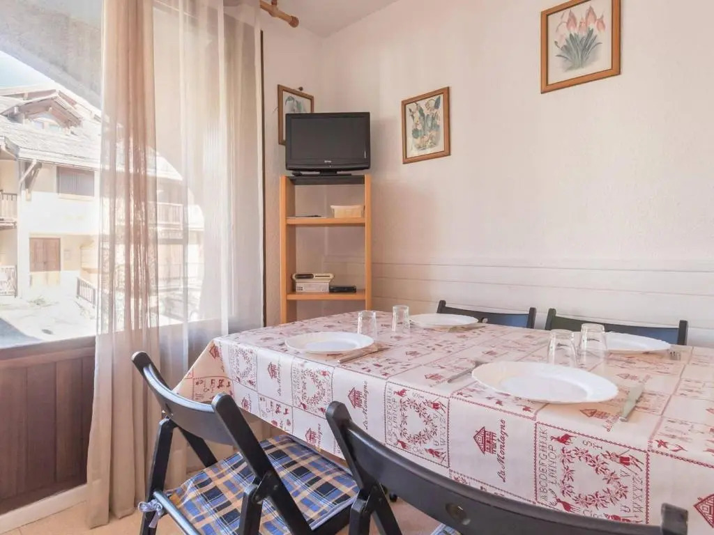 Appartement Montgenèvre, 2 pièces, 5 personnes - FR-1-330D-4