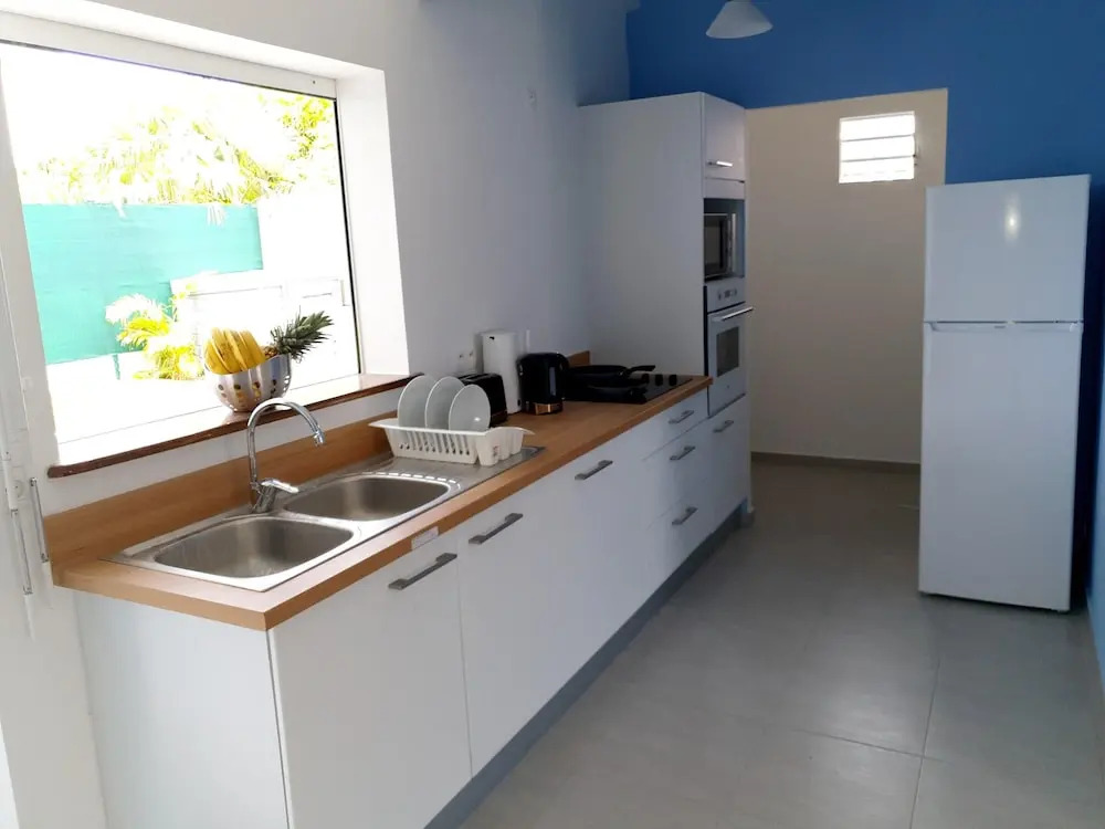 Villa With 3 Bedrooms in Le Moule, With Private Pool, Enclosed Garden and Wifi - 5 km From the Beach