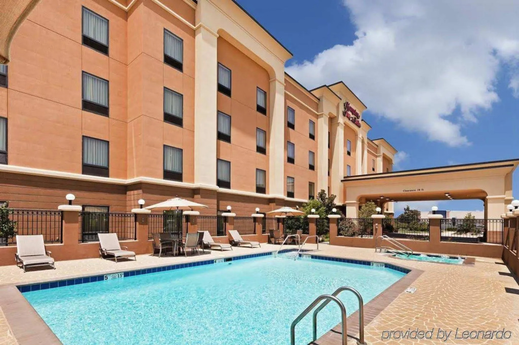 Hampton Inn