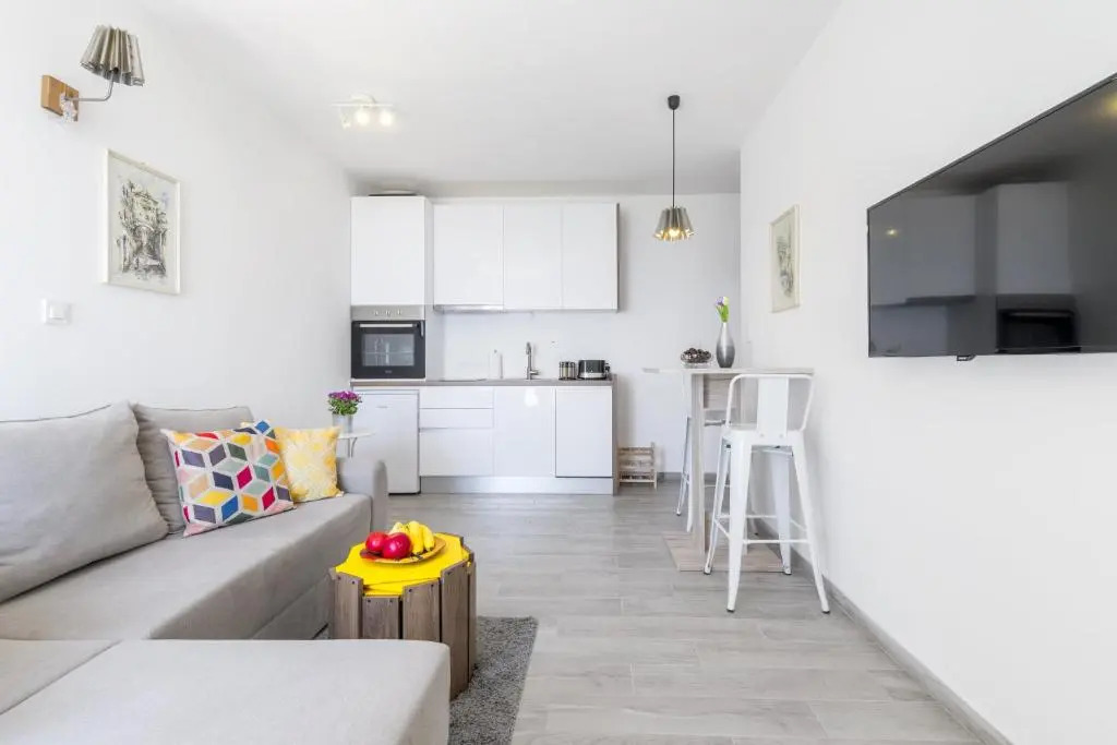 FM Apartments