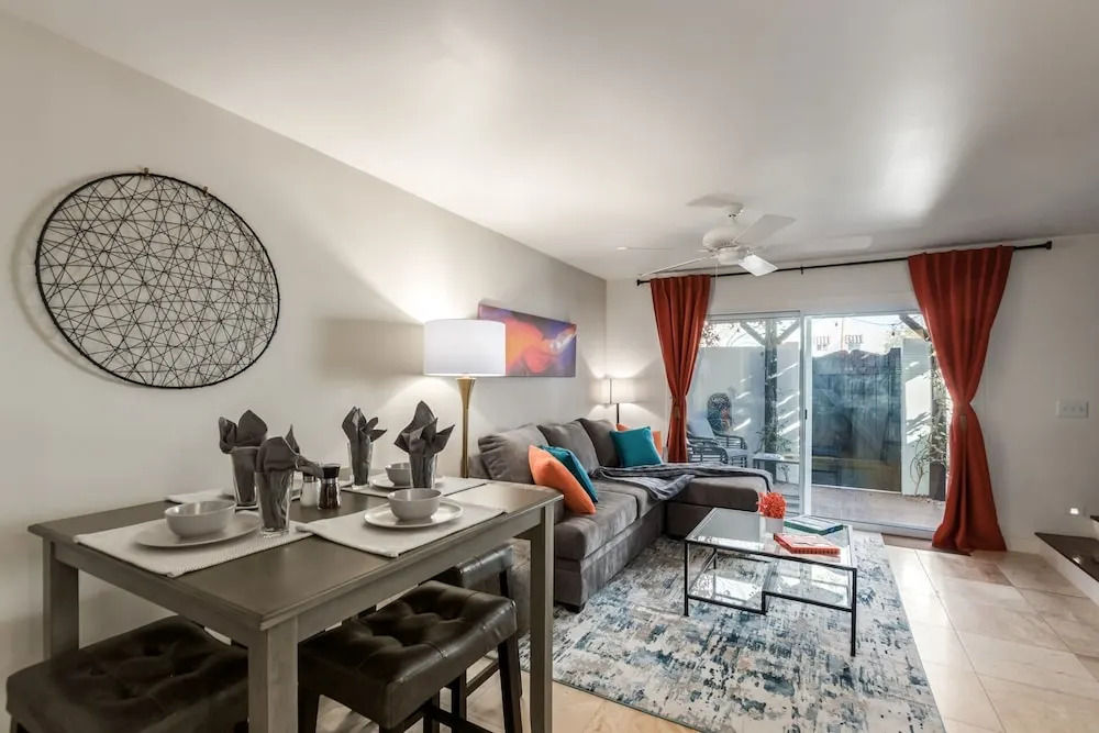 New Listing! Modern Scottsdale Townhouse! Close to Everything! by Redawning