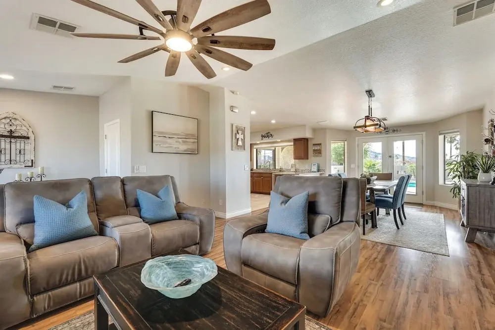 Havasu Oasis w/ Pool & Spa on Quiet Cul-de-sac