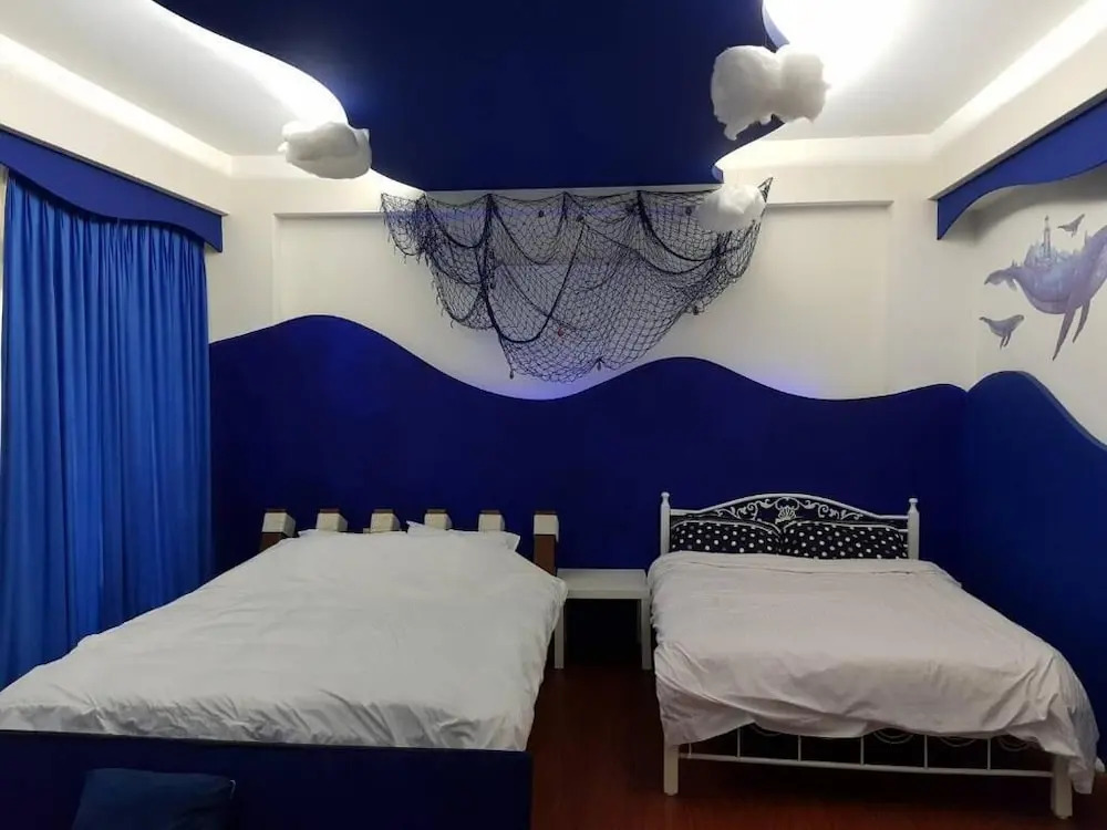 Yilian Fengqing Homestay