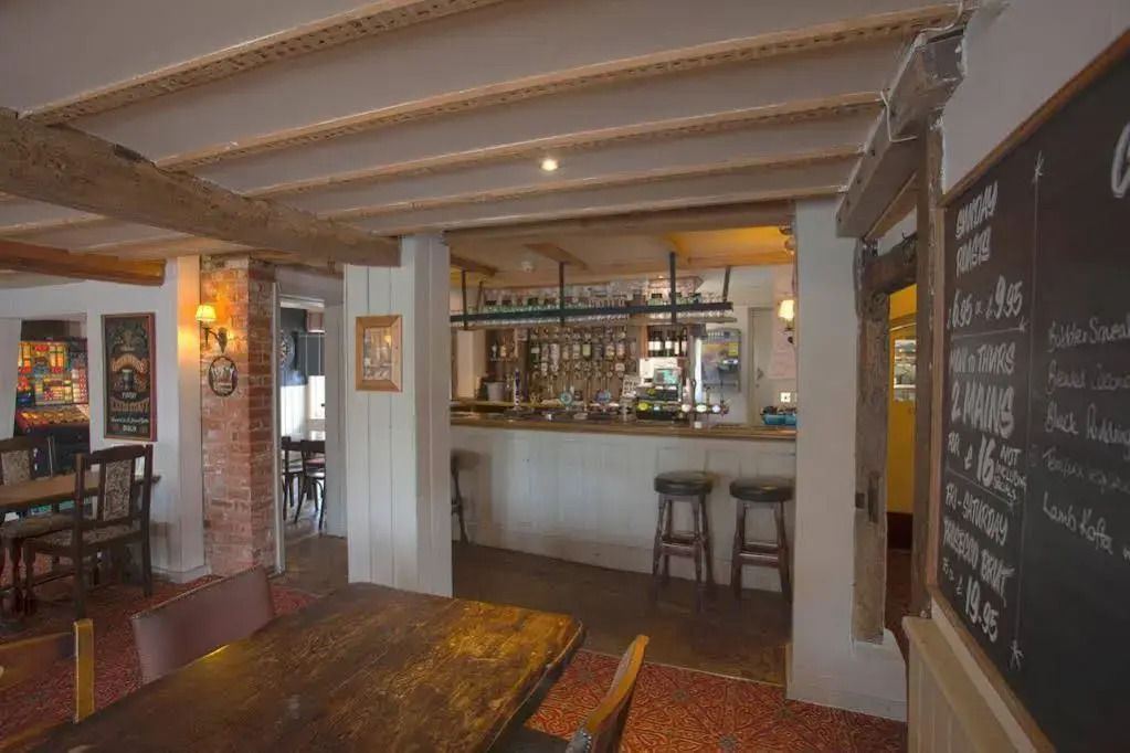 Coach & Horses