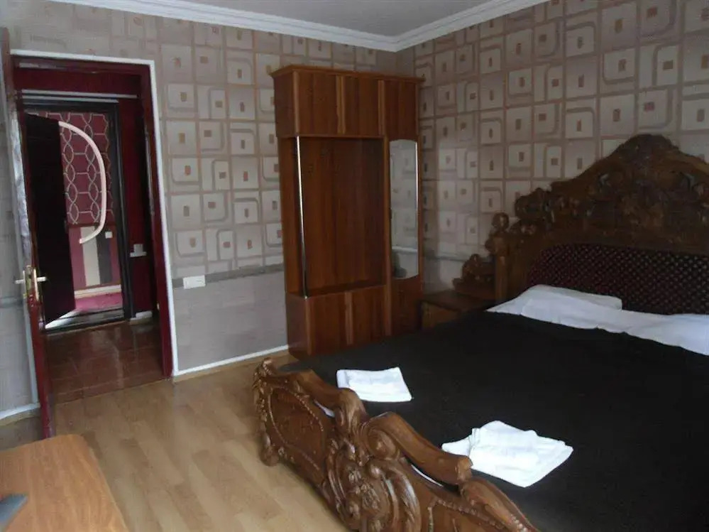 Hotel Georgia 444