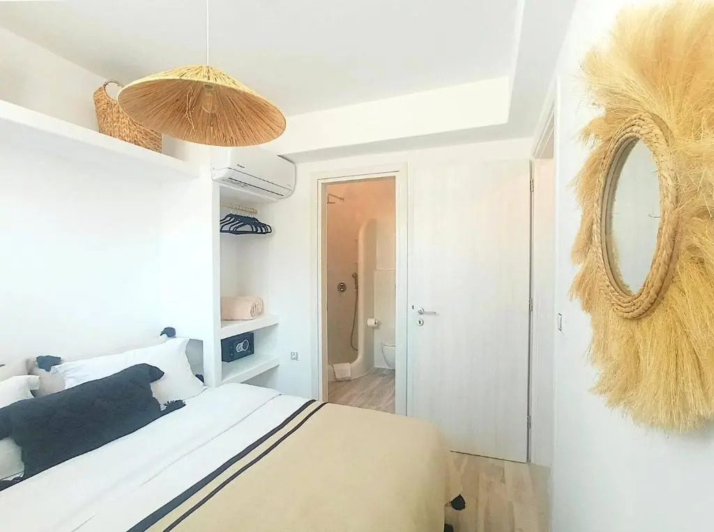 Villa Mila, Agios Prokopios beach, by NaxosVibe