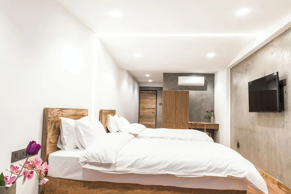 MeroStay 123 9ine Thamel Hotel