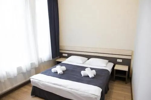 Hotel Merry Land
