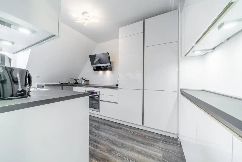 ID 6966 - Private Apartment