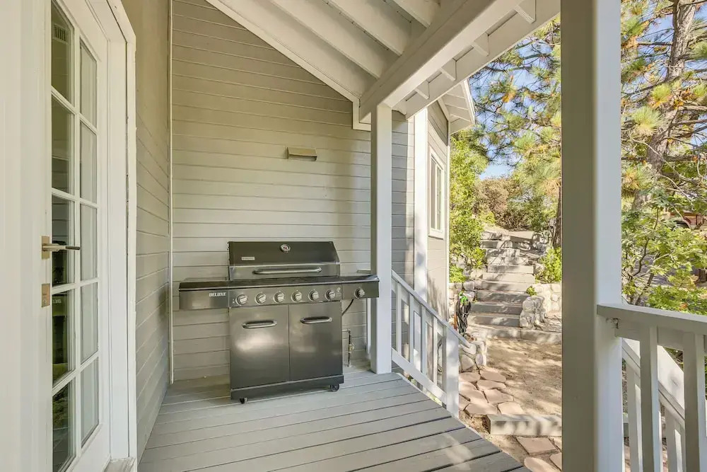Hot Tub + Mountain Views: Luxe Lake Arrowhead Home
