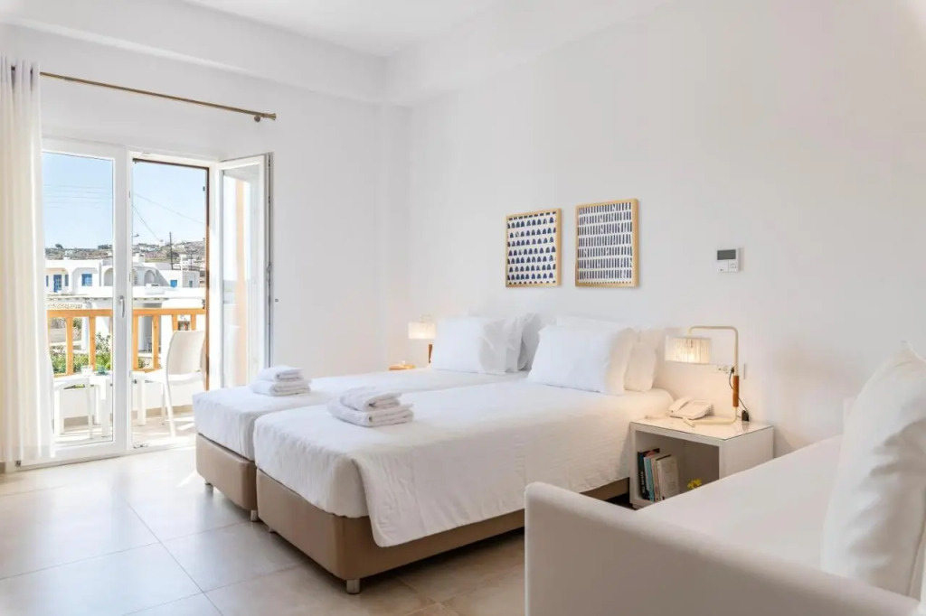 Mykonaki Hotel