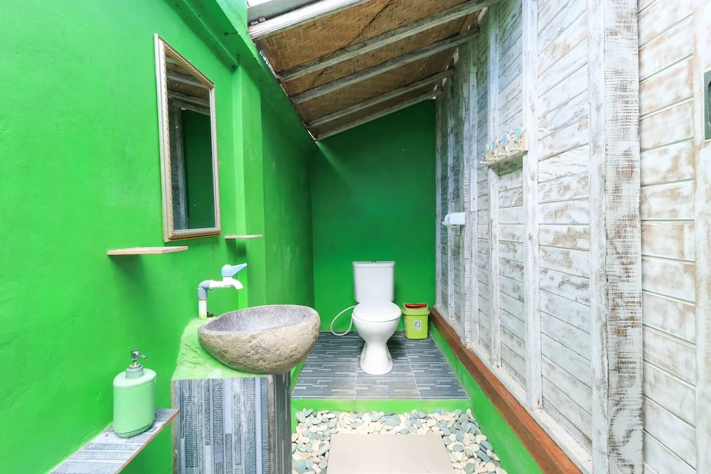 The Green Groves Hostel