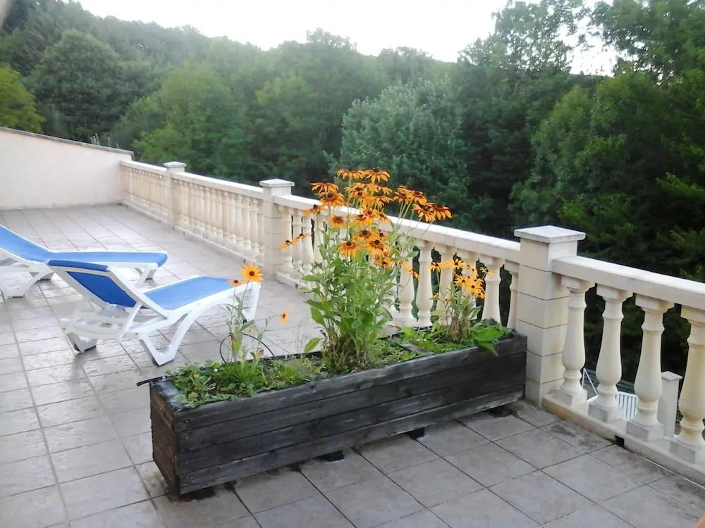 House With 3 Bedrooms in Nages, With Wonderful Lake View and Enclosed