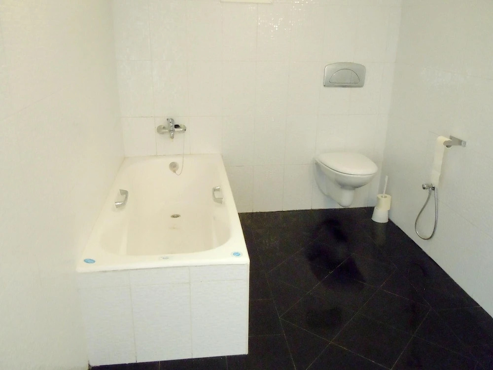 Villa With 6 Bedrooms in Djerba, With Wonderful City View, Private Poo