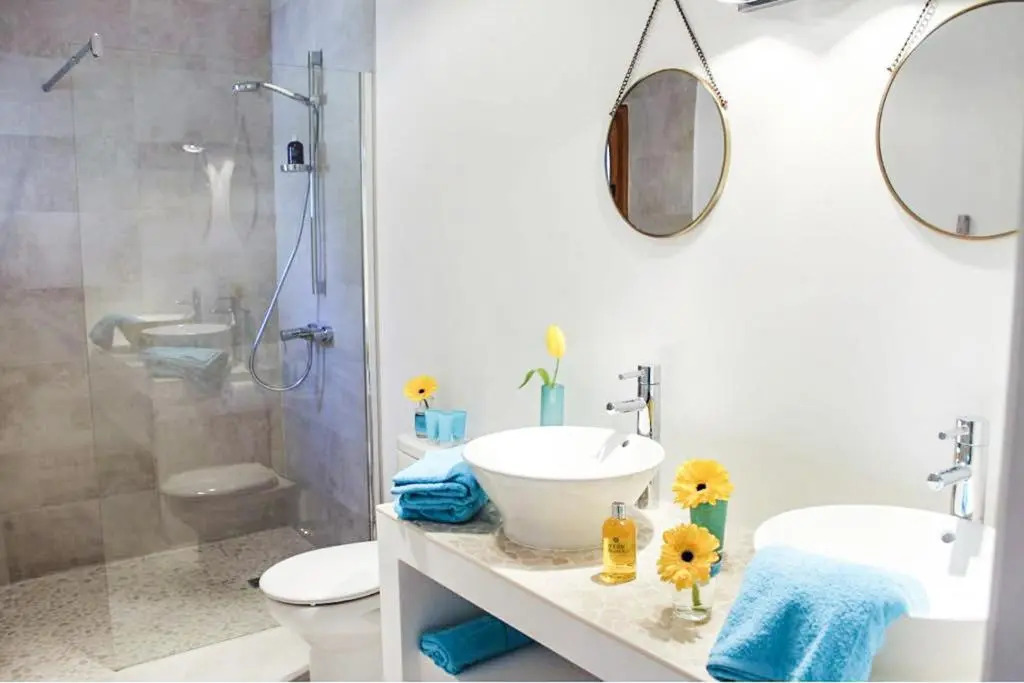 Villa Torre Mar with swimming pool and 100m to the beach