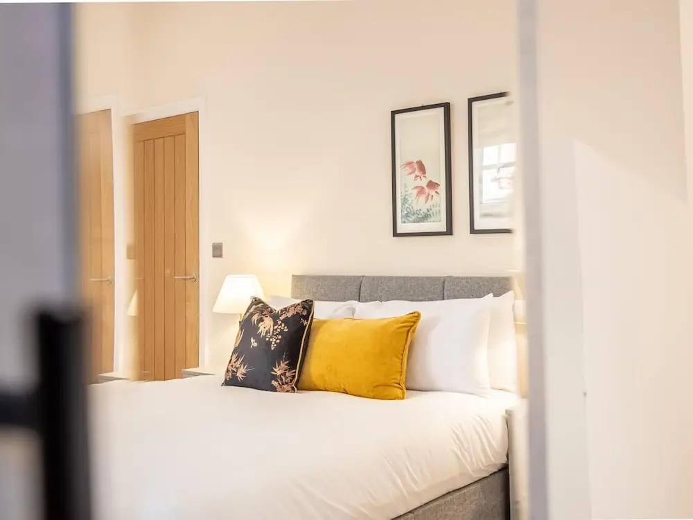 Two Bedroom Ipswich Luxury Retreat Self Check-in