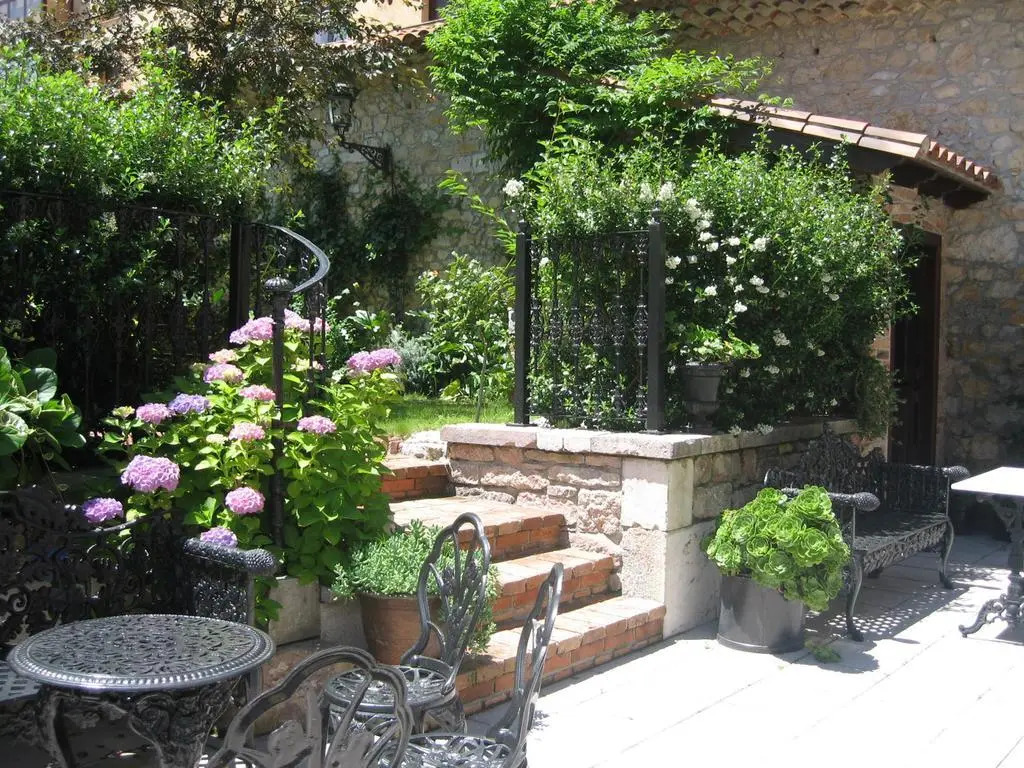 Apartamentos La Pontiga ***