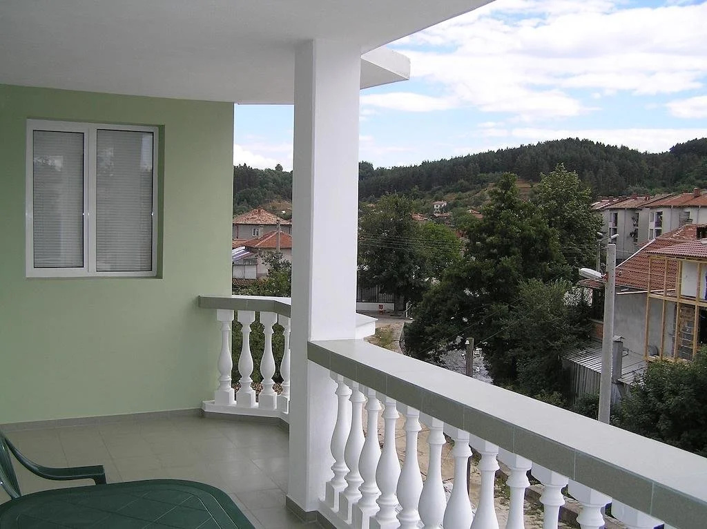 Karadzhovy Guest House