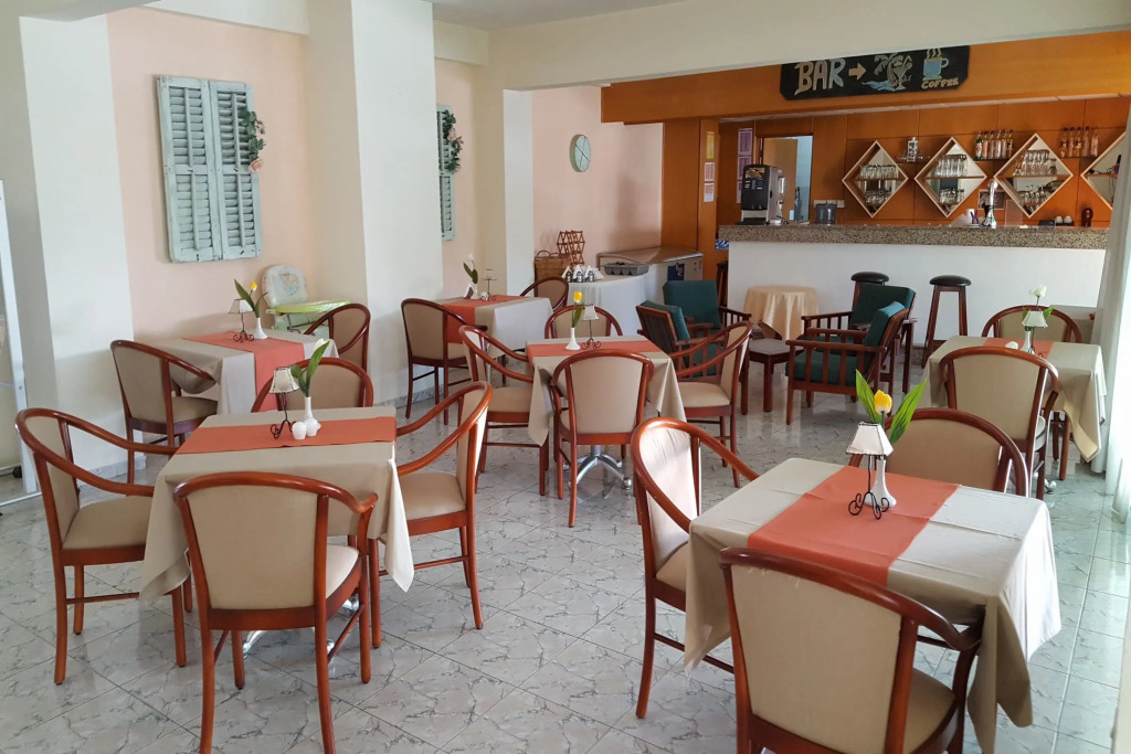 Mandalena Hotel Apts