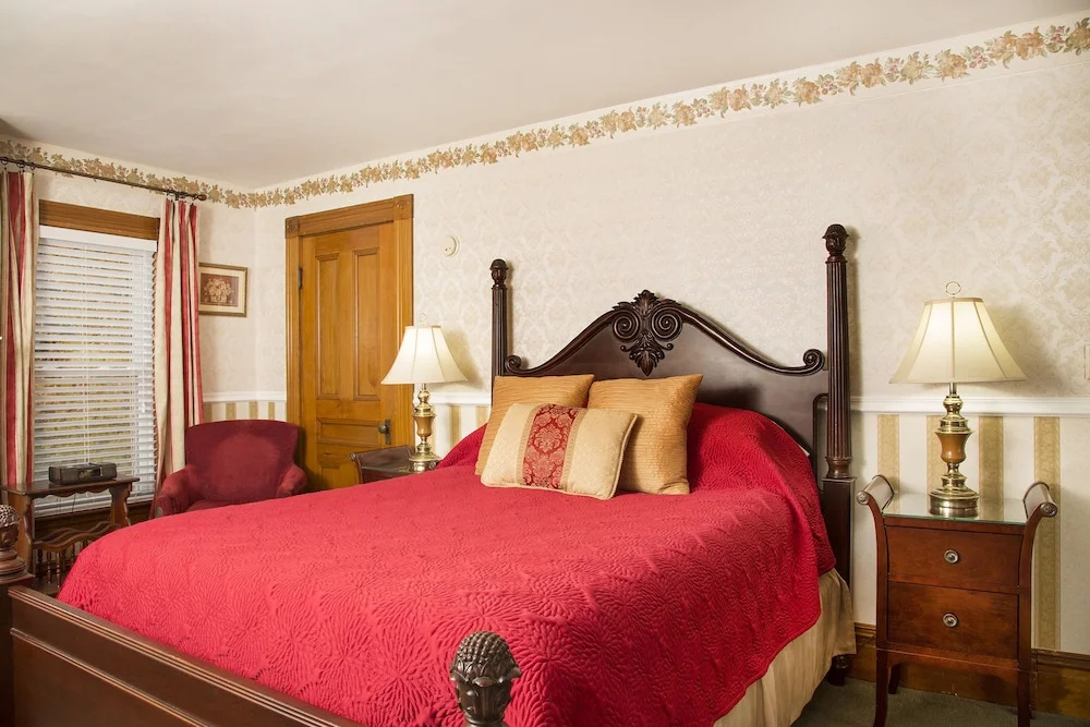 Glynn House Inn